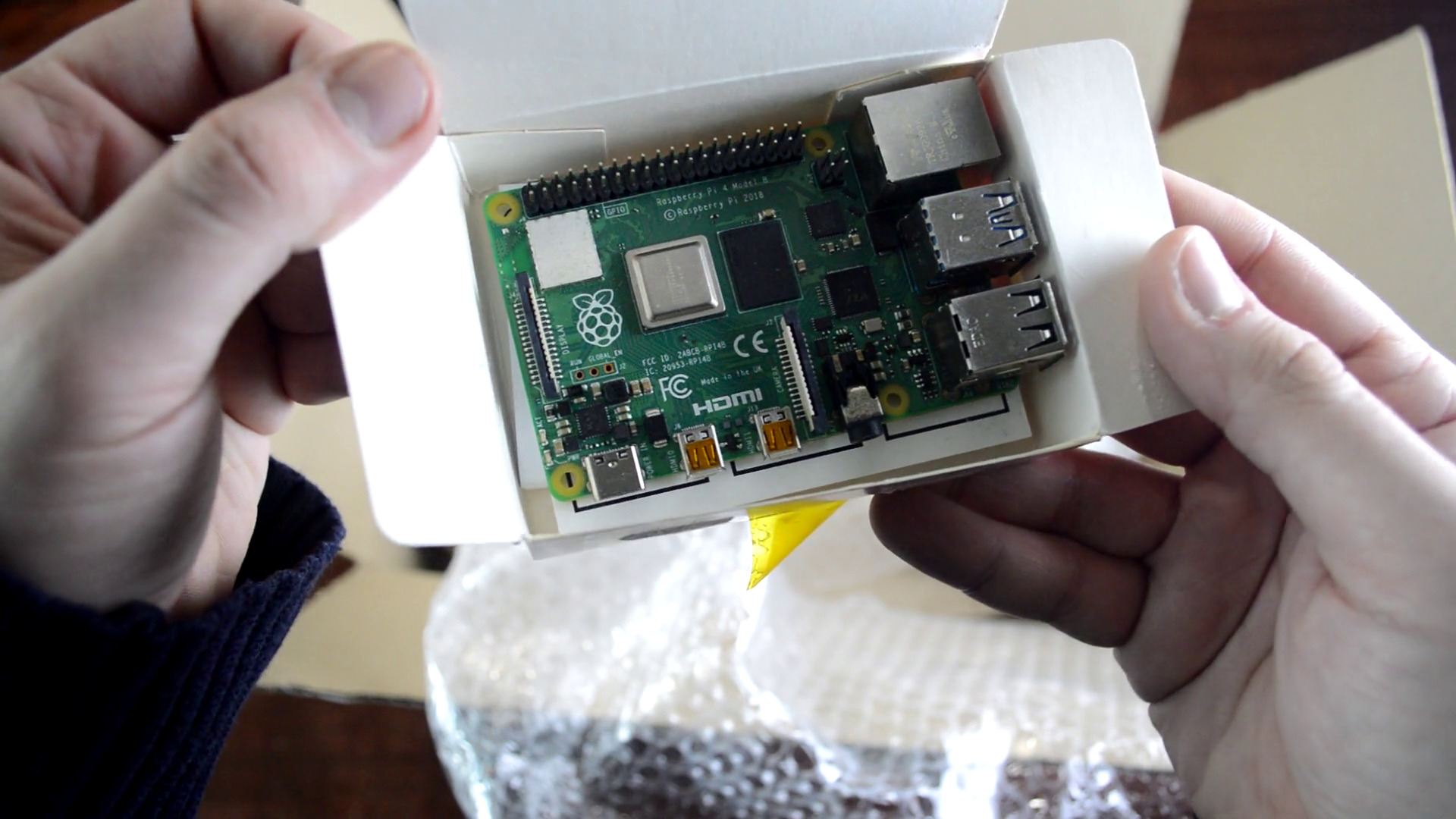 "Raspberry Pi 4 Model B"